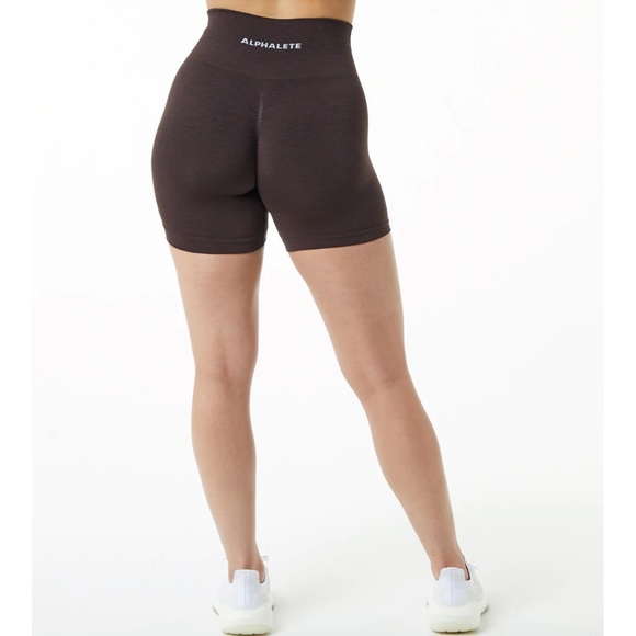 Amplify Short 4.5” Chocolate - Picture 3 of 6